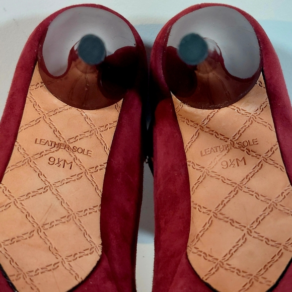 L.A.M.B. Burgundy suede Blade T-strap stiletto platform pumps, 9.5, never worn - Picture 12 of 16
